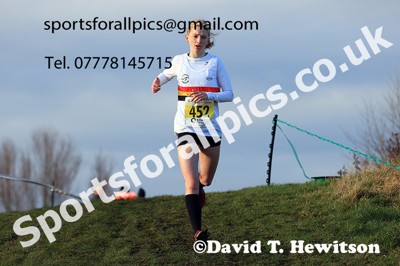 Womens under-17s and under-20s 2024 NECAA Cross Country Champs., Temple Park, South Shields. Photo: David T. Hewitson/Sports for All Pics